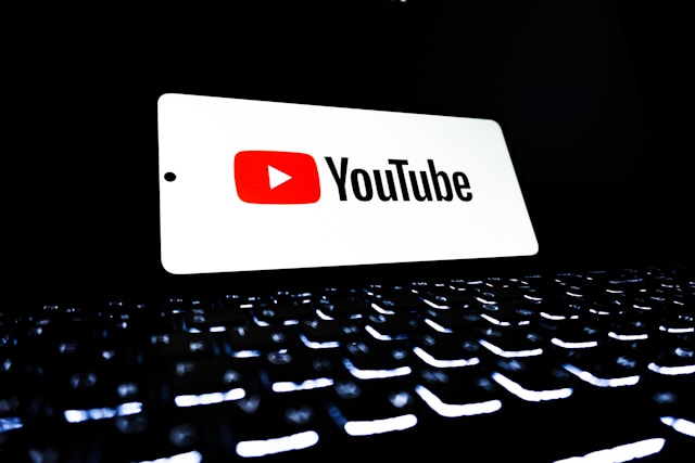 10 Creative Ways to Use YouTube Loops